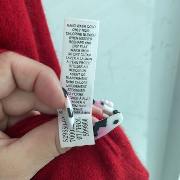 Banana Republic Cashmere Sweater - Picture 6 of 8